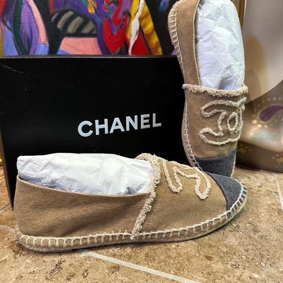 Chanel Black and tan canvas Espadrilles EU 39  Excellent condition - Picture 3 of 9